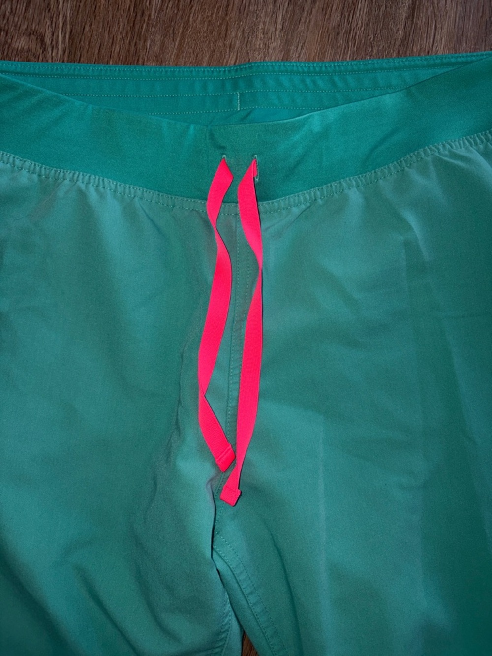 Figs surgical green Straight Leg Scrub Pants with Pink Drawstring - Picture 2 of 5